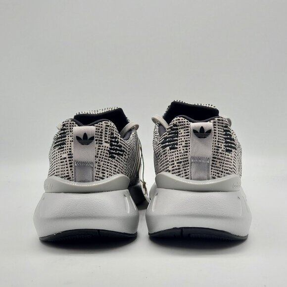 Adidas Swift Run‎ 22 Mens Gray Black Running Shoe Sneaker GZ1555 Size 6